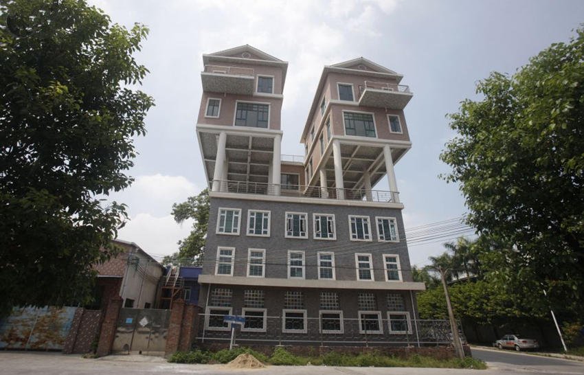 世界各地稀奇古怪的奇特房屋 双子阁楼