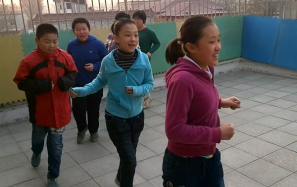 大地明德国学园学员参加晨练