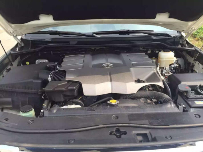 2014丰田4600 二手车