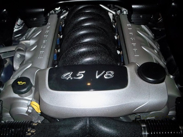 保时捷05卡宴4.5S 二手车