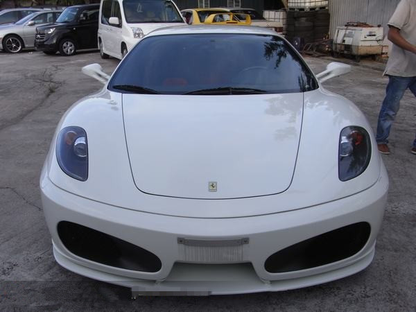 黄江二手车 09白色法拉利