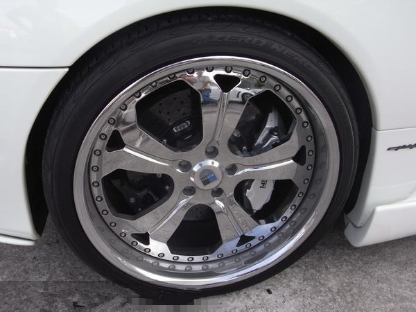 黄江二手车 09白色法拉利