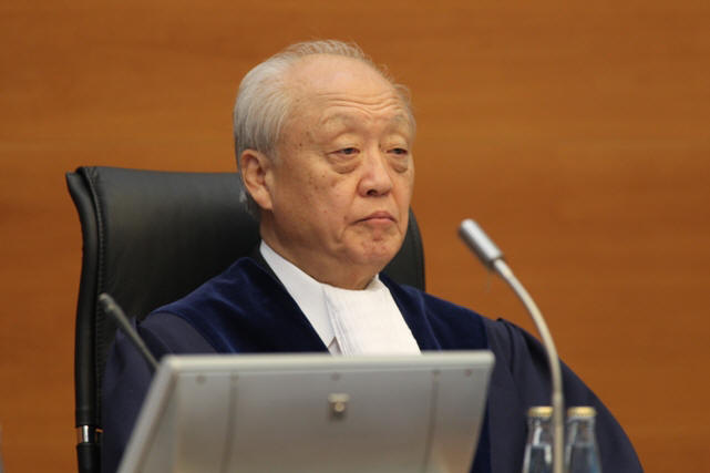 国际海洋法法庭时任庭长 日本前资深外交官柳井俊二