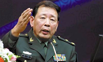 中国军事科学院世界军事研究部副部长罗援少将