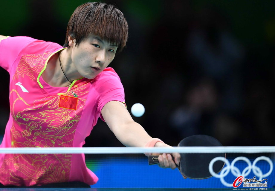 2016年8月11日里约奥运会乒乓球女单金牌赛,丁宁4:3胜李晓霞