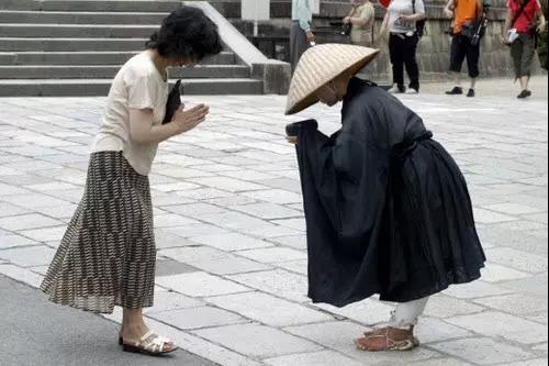 阅读与欣赏 人生哲理 鞠躬